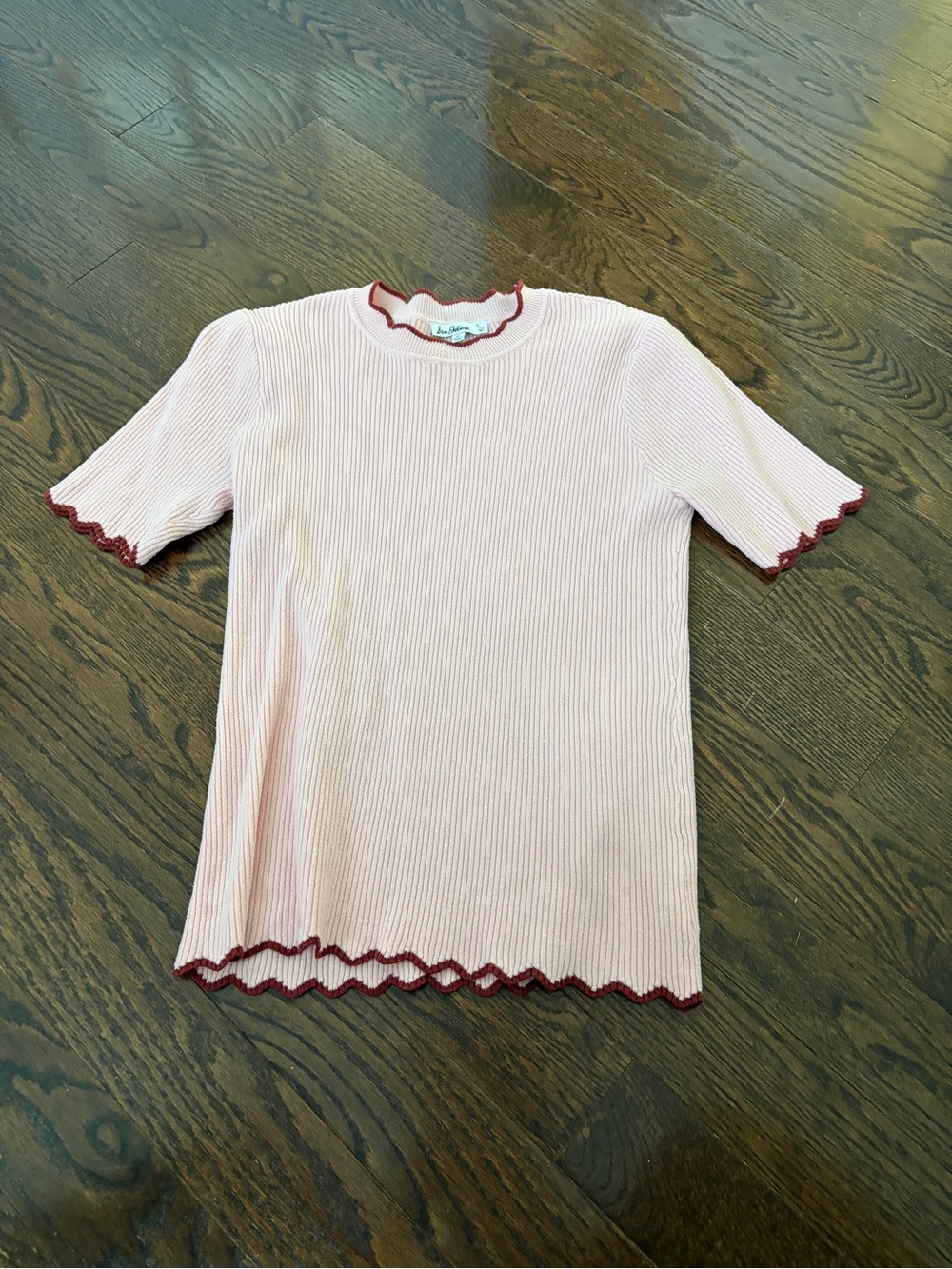 Sam Edelman Light Pink Ribbed Knit Top with Burgundy Edging. Size XL